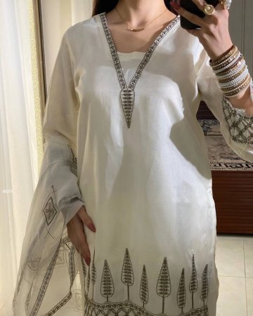 Traditional Farsi Salwar Suit with Heavy Embroidery Work