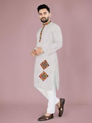 Traditional Gamthi Work Cotton Kurta And Pyjama