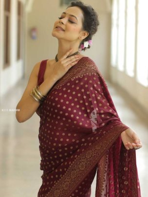 Traditional Maroon Silk Saree With Blouse