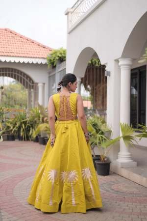 Traditional Navratri Wear Roman Fabric Lehenga With Choli