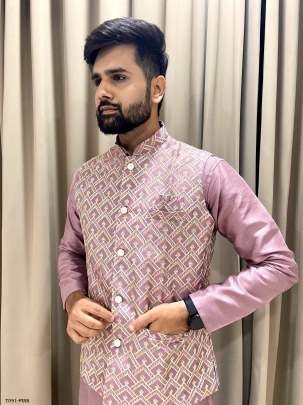 Traditional Wear Pink Kurta Pyjama With Jacket For Men