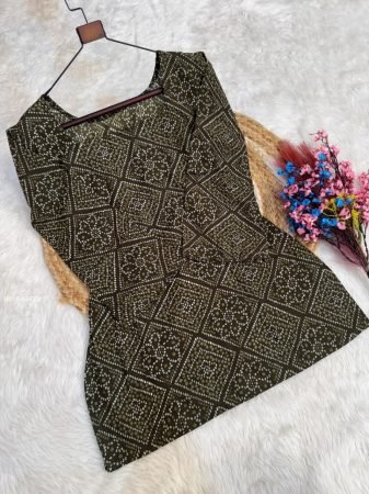 Trendy Cotton Short Kurti With Farsi Pant