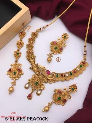 Trendy Matt Rajwadi Peacock Hasdi Set