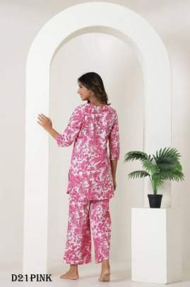 Trendy Western Pink And White Cotton Printed Co ord Set