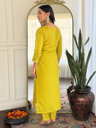 Unique Liril Rayon Kurti With Pant and Dupatta Set