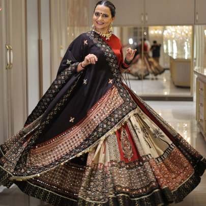 Vintage Vibe Muslin Cotton Black & Maroon Navratri Lehenga