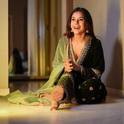 Viscos velvet  with Sequnce work full stich velvet Suit