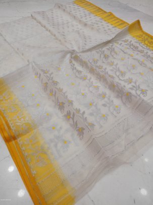 White And Yellow Border Soft Pure Maslin Dhakai Jamdani Saree