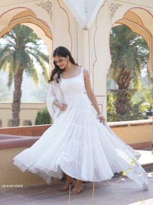 White Attractive Sleeveless Faux Georgette Readymade Gown