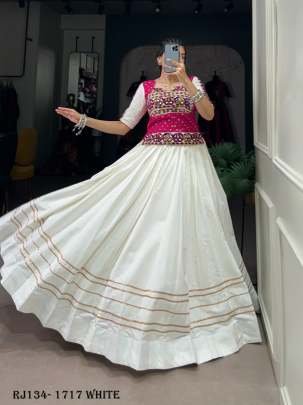 White Pure Cotton Plain Lehenga With Blouse