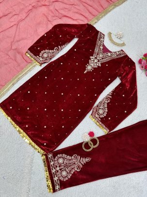 Winter special  thread with Sequnce with rivet Moti and Lace broder  Velvet suit