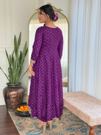 Women Rayon Printed Flared Purple Kurti Set