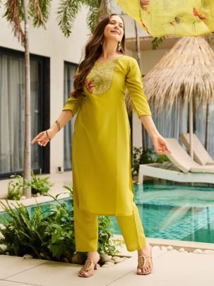 Women s Rayon Embroidered Straight Kurta with Pant And Dupatta Sets