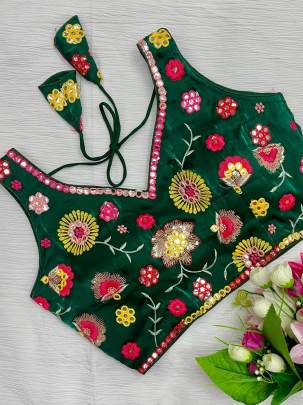 Zimmy Choo Green All Over Floral Embroidered Sleeveless Blouse
