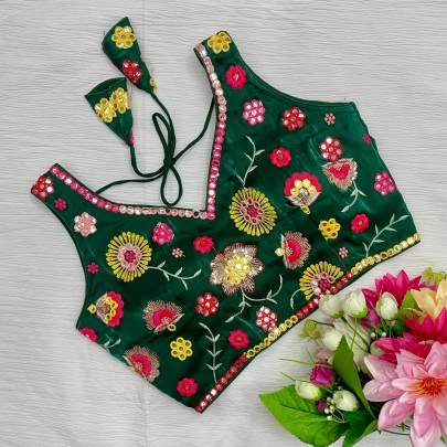 Zimmy Choo Green All Over Floral Embroidered Sleeveless Blouse